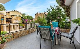 Lovely Apartment In Premantura With Wifi